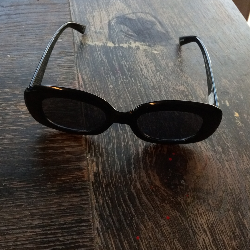 Brand new never worn sunglasses